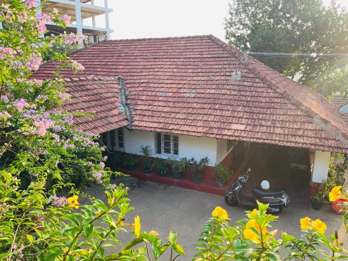 Coorg Daffodil Guesthouse Madikeri Exterior photo